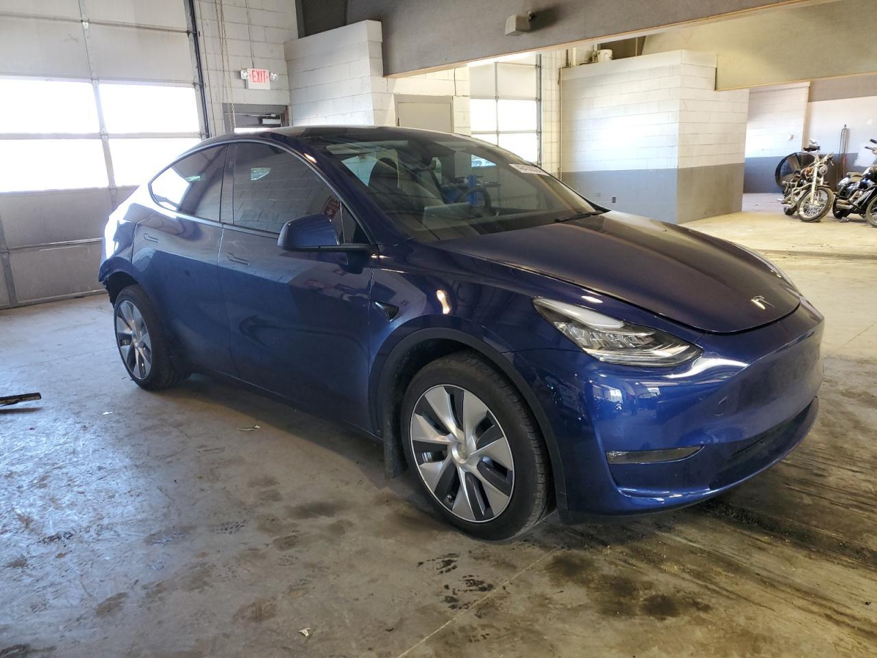 2023 TESLA MODEL Y - Image 4