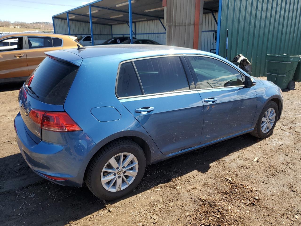 2016 VOLKSWAGEN GOLF S - Фото 3