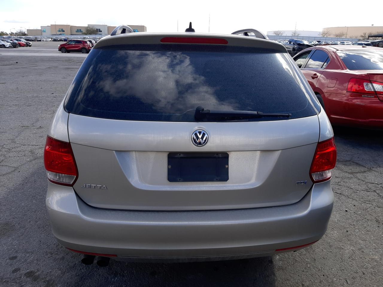 2013 VOLKSWAGEN JETTA TDI - Image 6