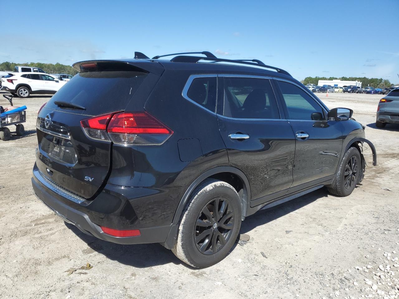 2017 NISSAN ROGUE S - Фото 3
