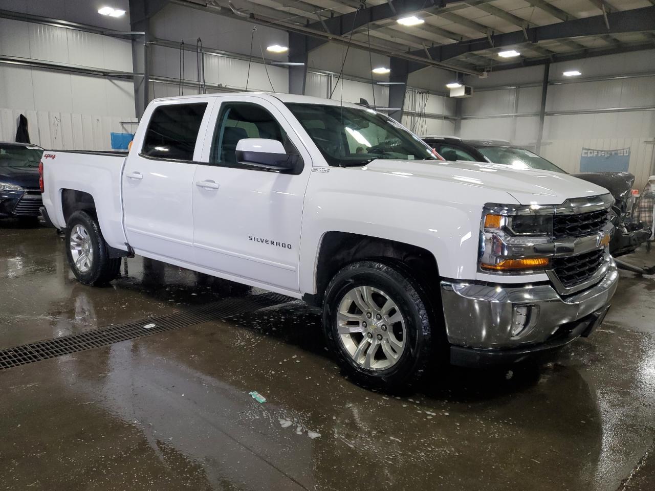 2016 CHEVROLET SILVERADO - Image 4