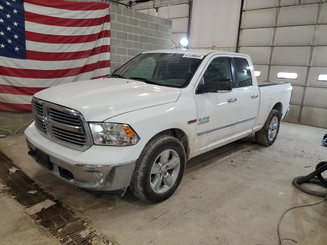 2015 RAM 1500 SLT