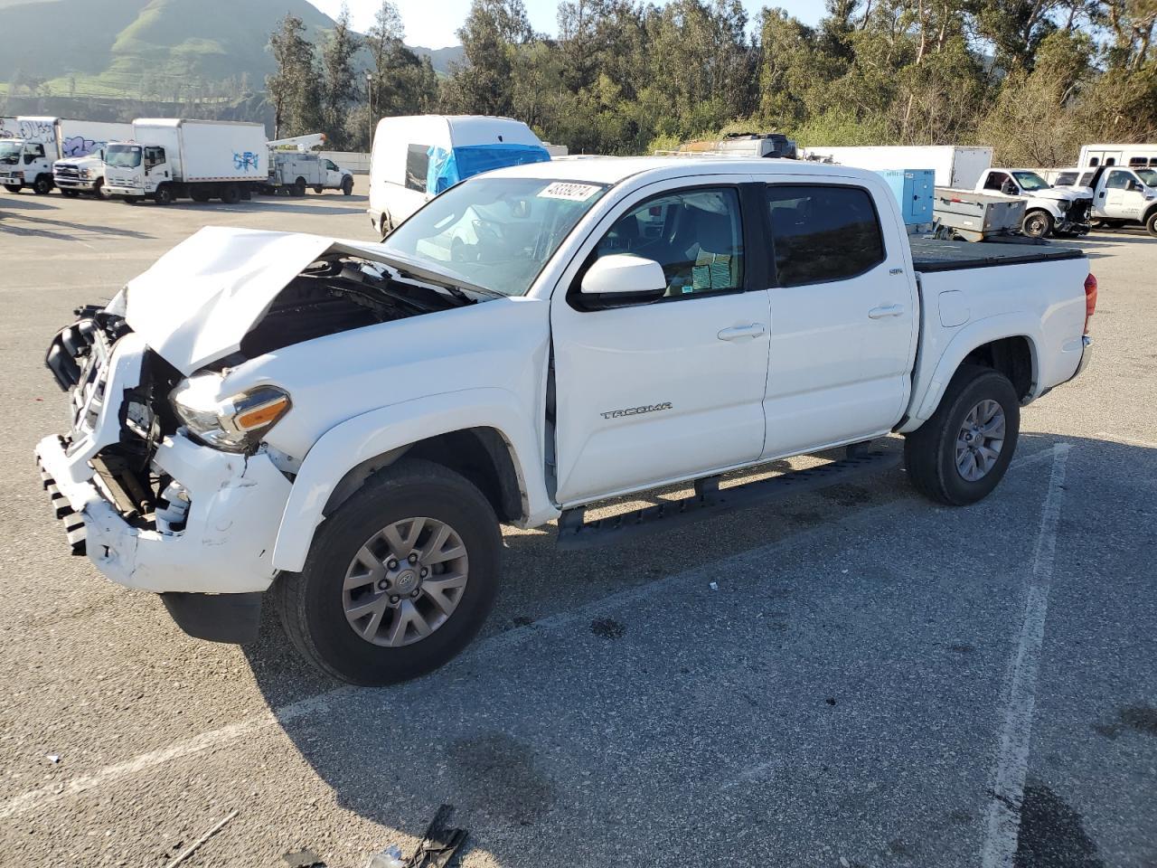 2017 TOYOTA TACOMA DOU