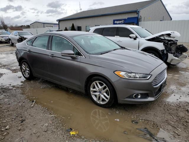 2013 Ford Fusion Se - Фото 4