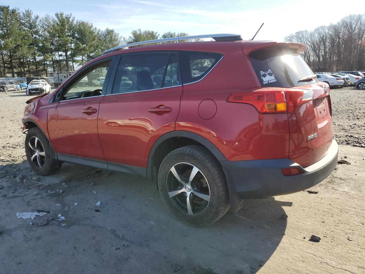 2015 TOYOTA RAV4 LE - Image 2