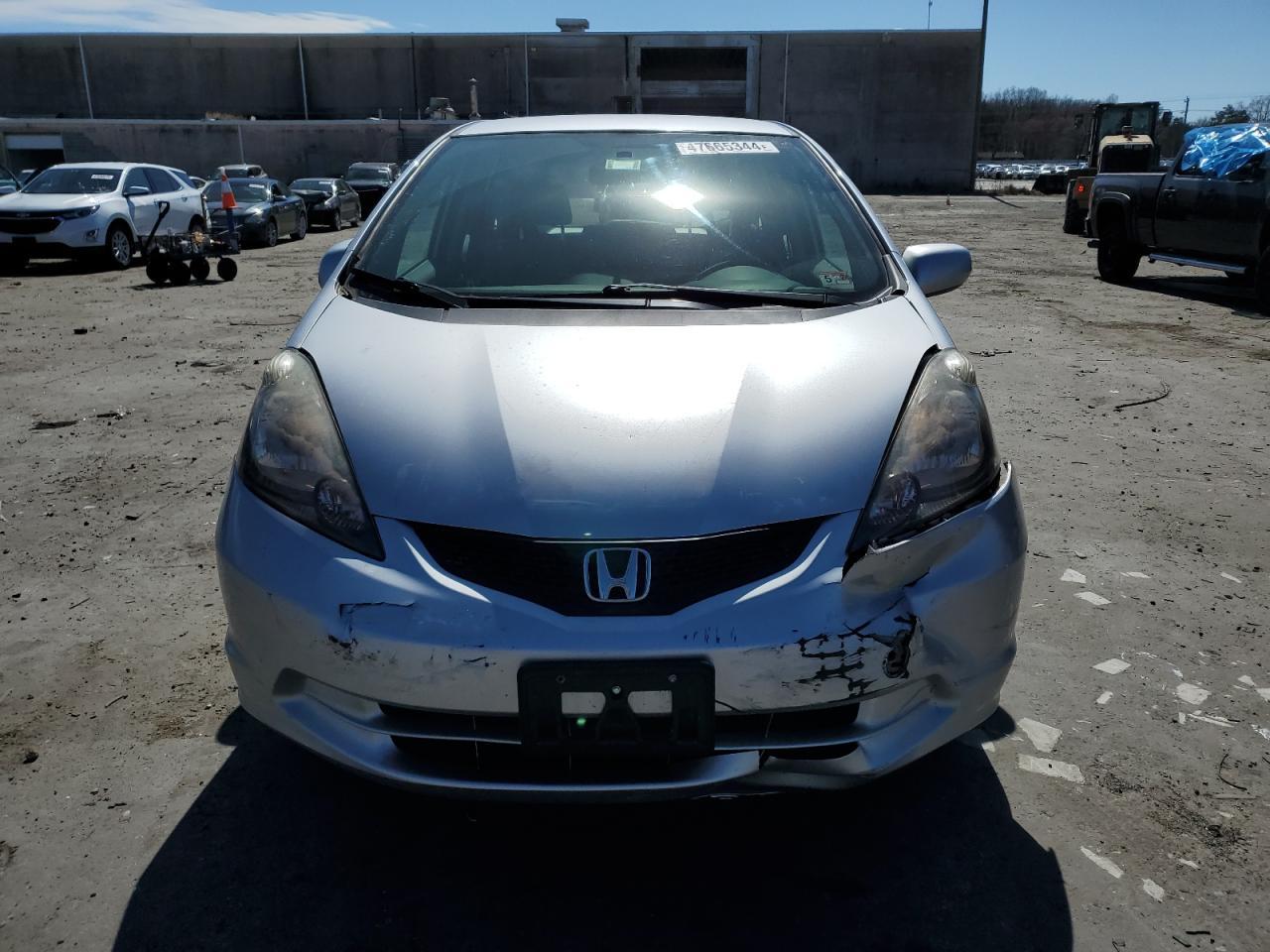 2013 HONDA FIT - Image 5