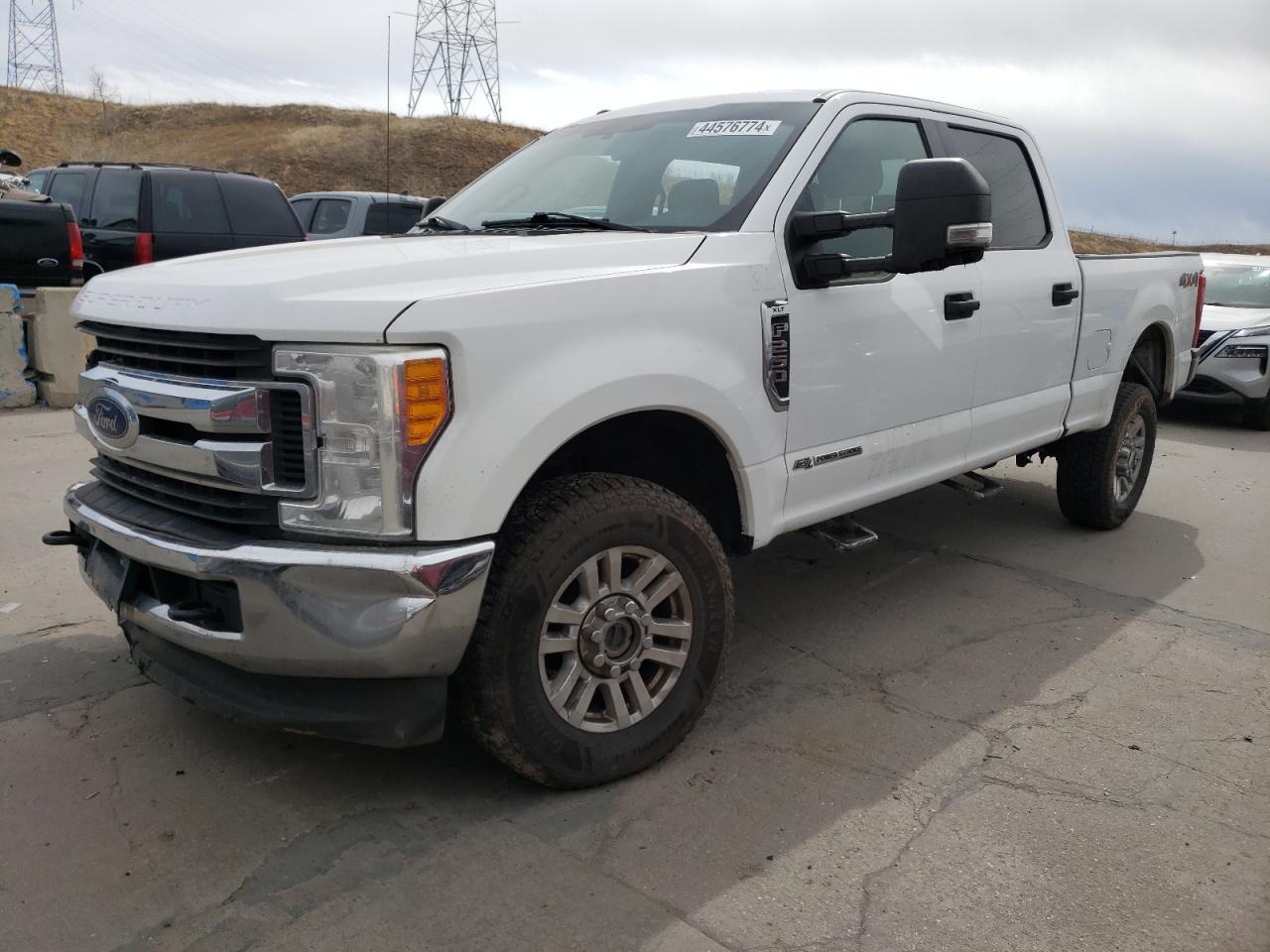 2017 FORD F250 SUPER