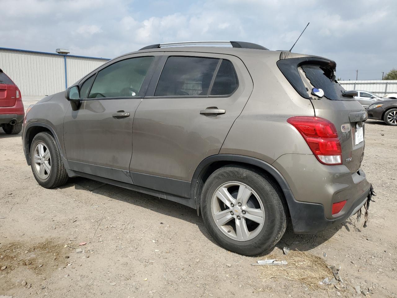 2021 CHEVROLET TRAX 1LT - Image 2