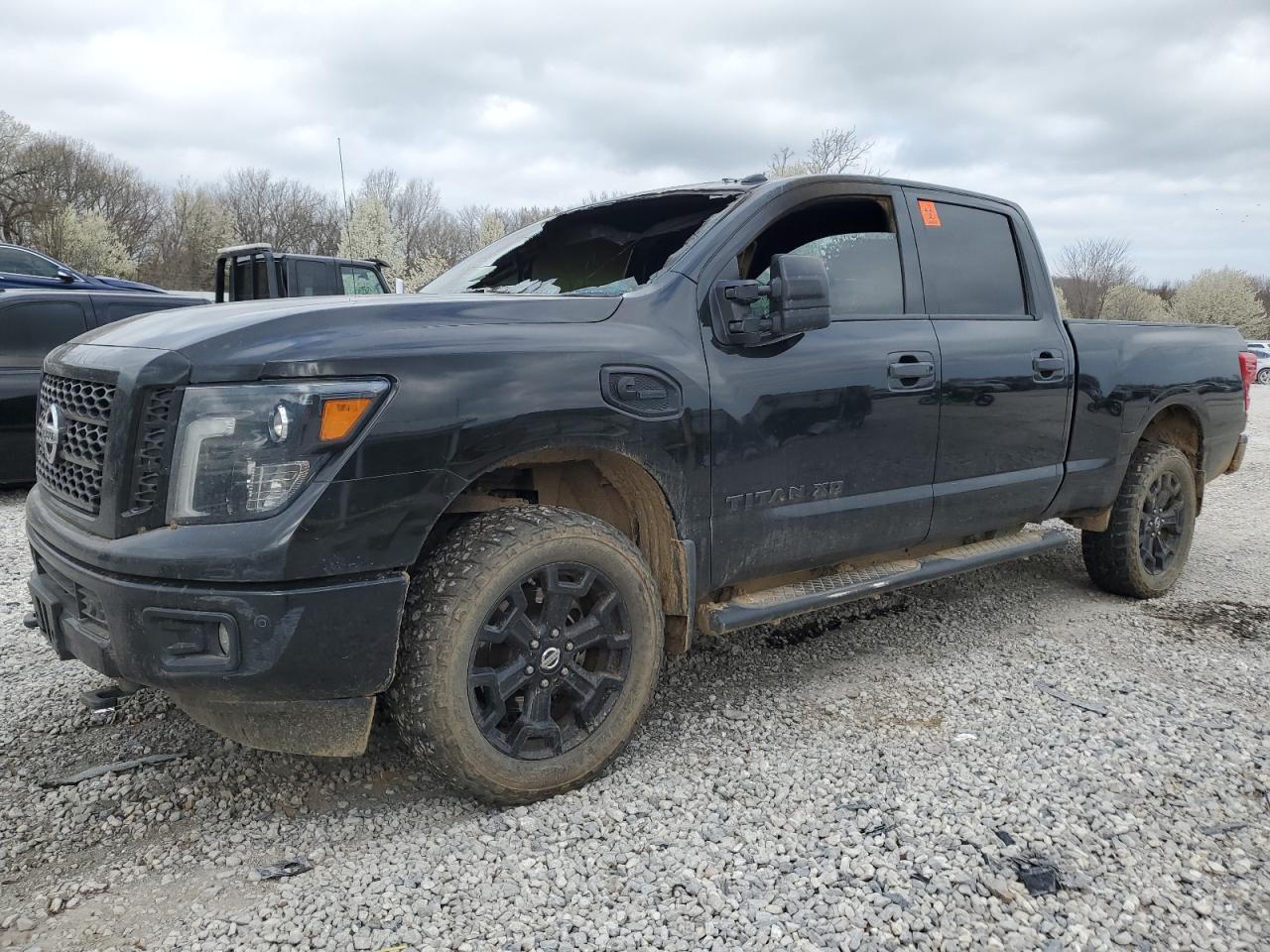 2018 NISSAN TITAN XD S car image