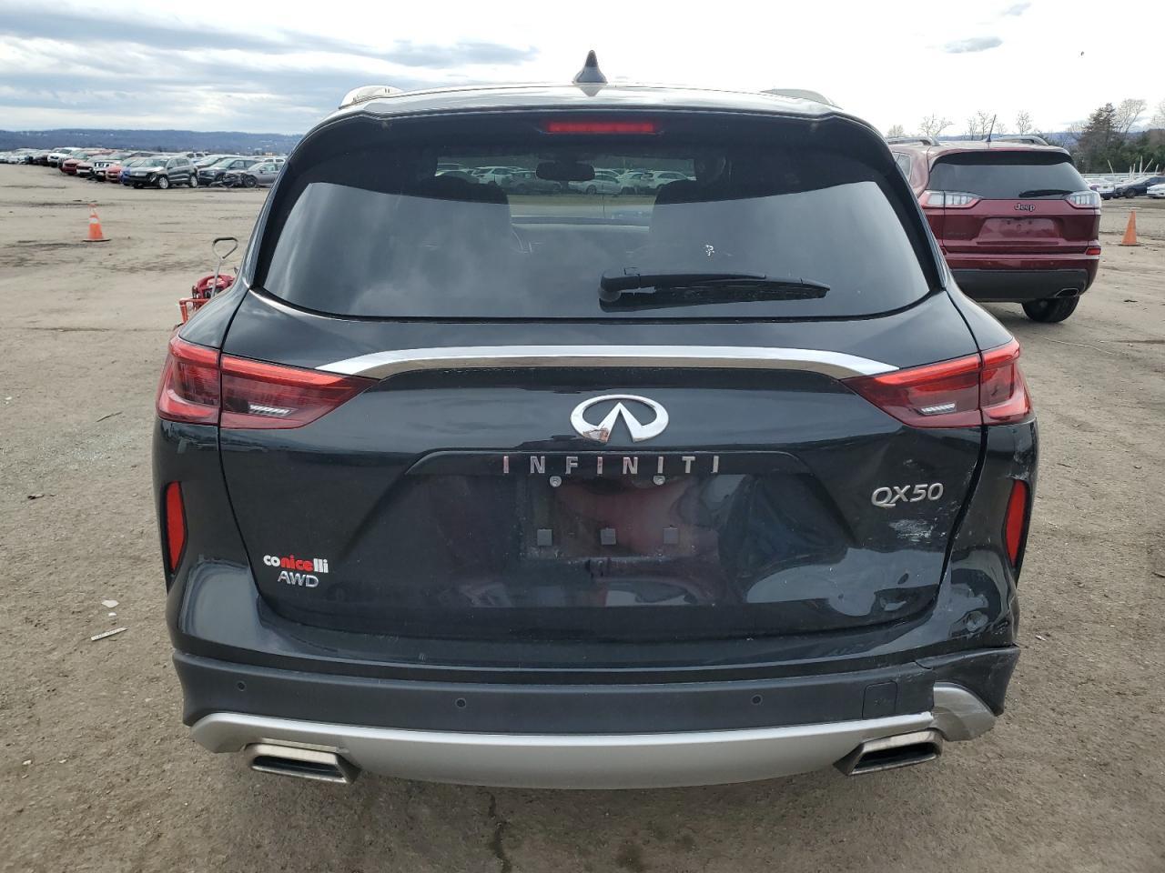 2020 INFINITI QX50 PURE - Image 6
