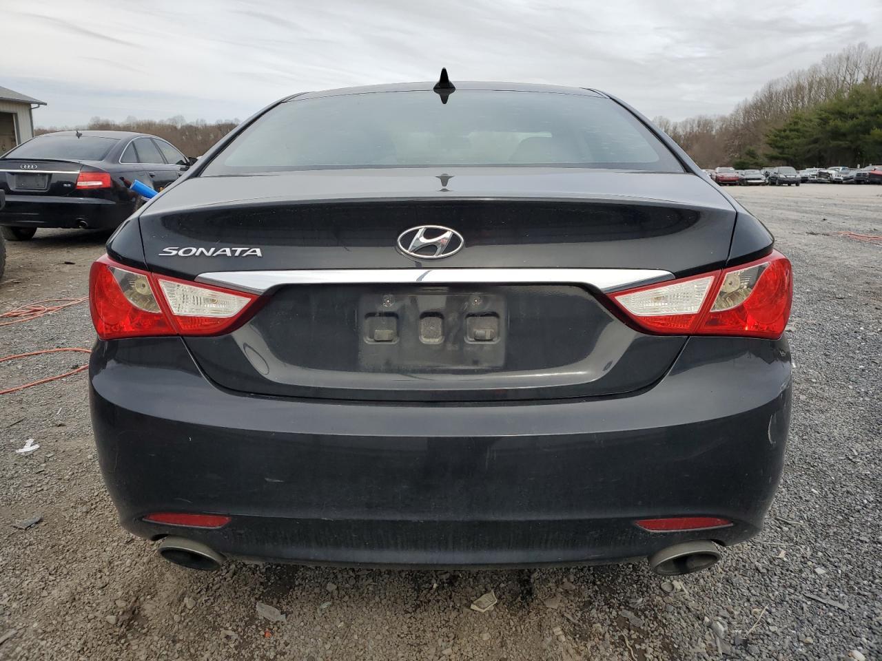 2011 HYUNDAI SONATA - Image 6