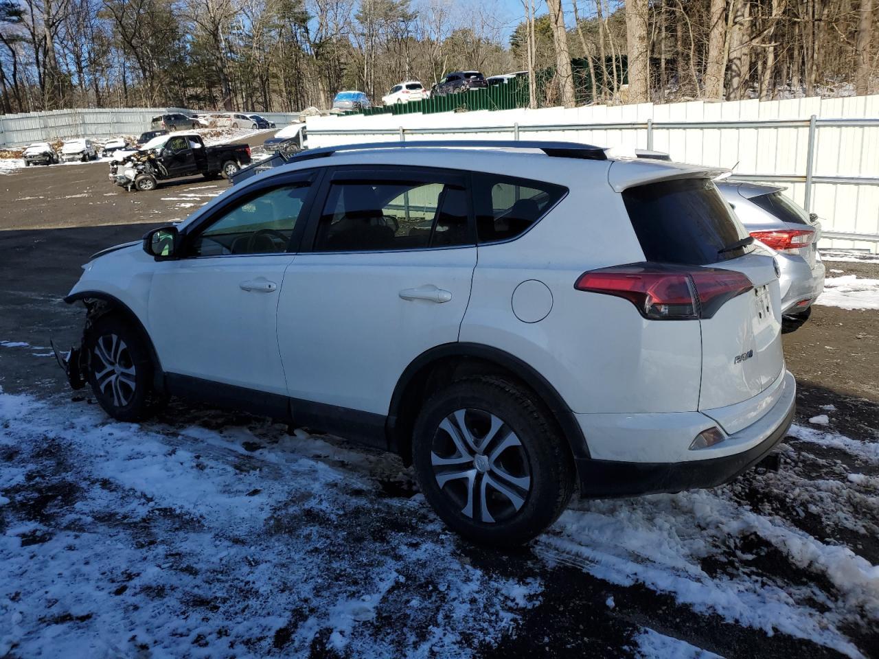 2017 TOYOTA RAV4 LE - Image 2