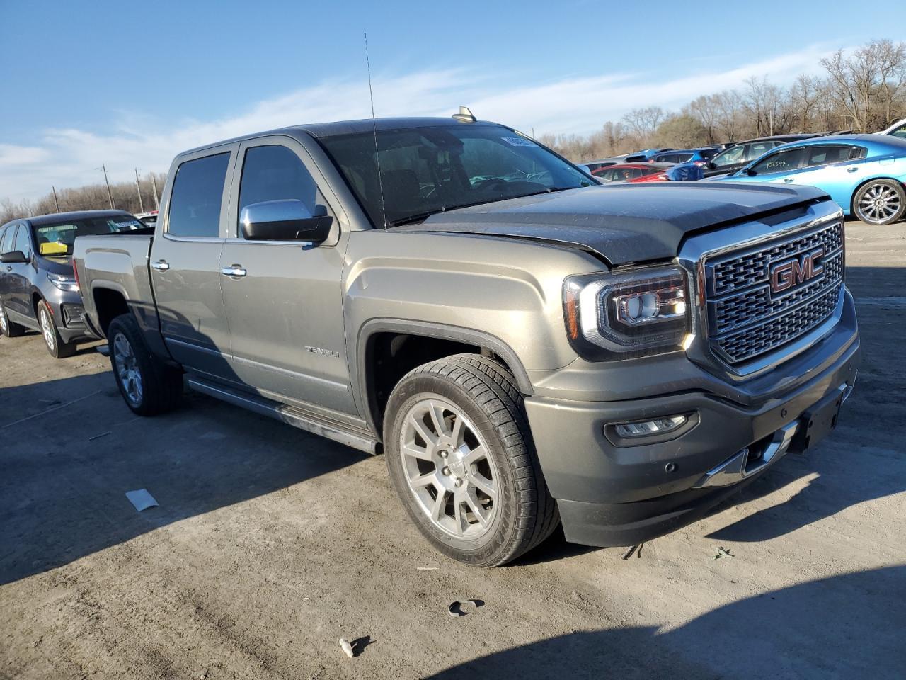 2017 GMC SIERRA K15 - Фото 4