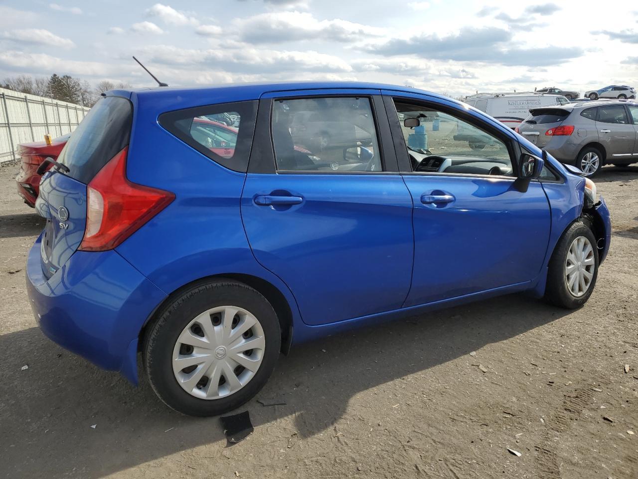 2015 NISSAN VERSA NOTE - Фото 3