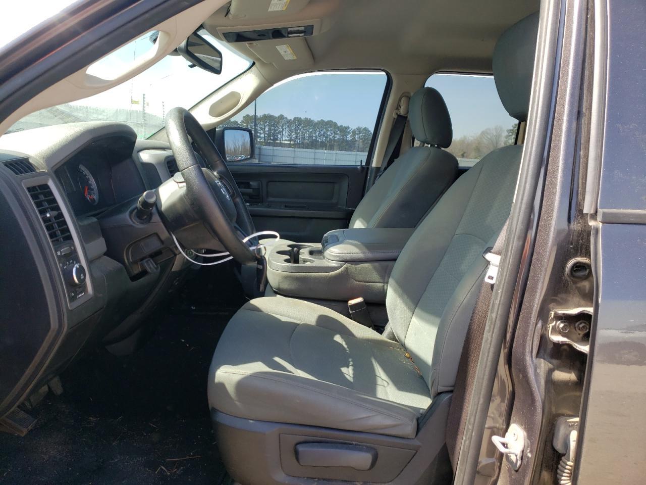2014 RAM 1500 ST - Image 7