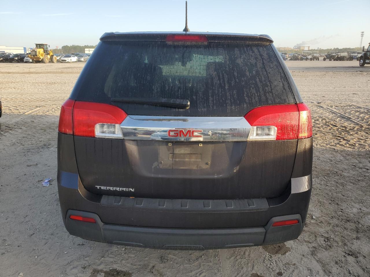 2014 GMC TERRAIN SL - Image 6