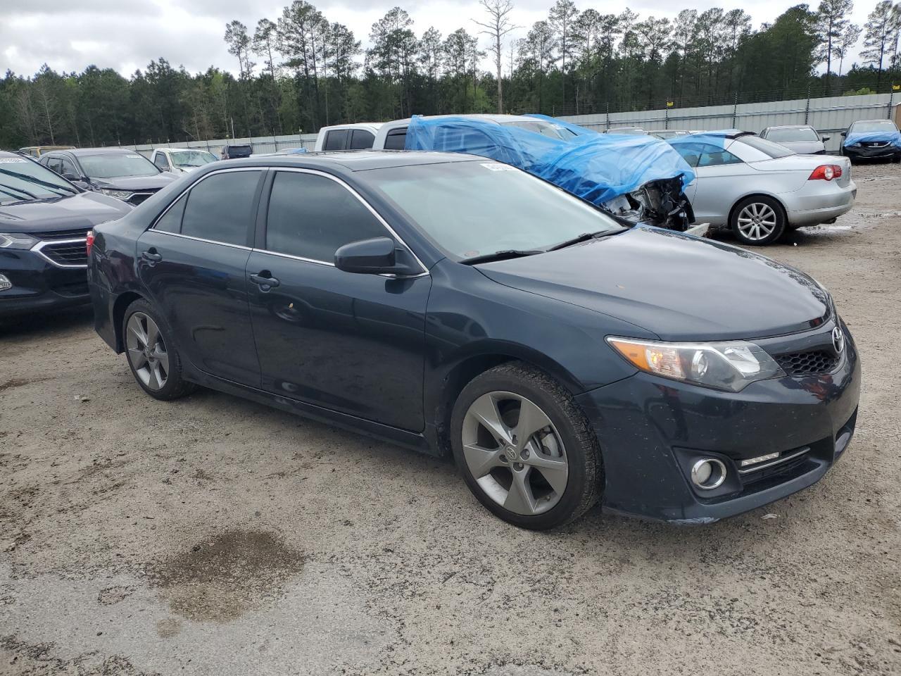 2014 TOYOTA CAMRY L - Image 4