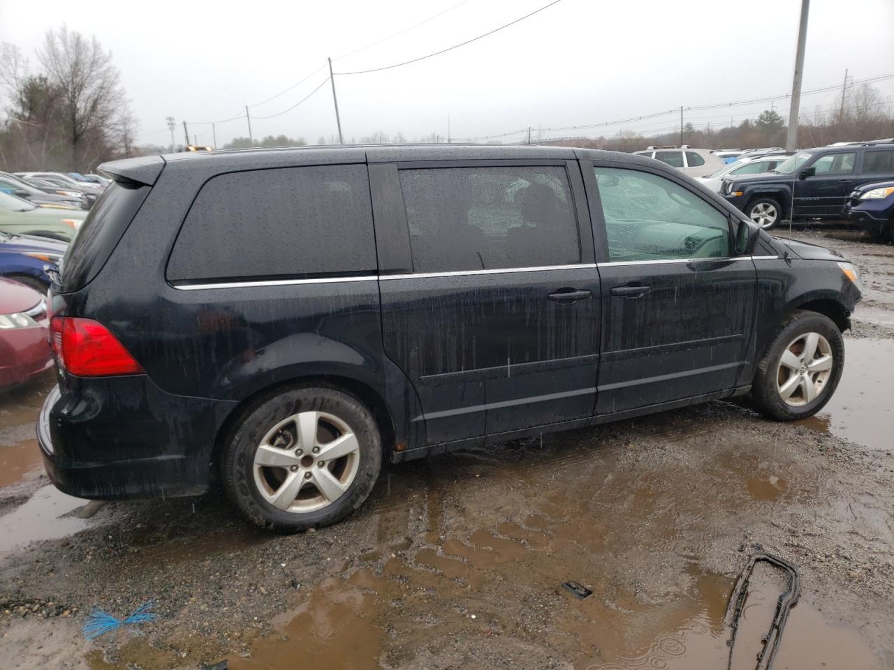 2010 VOLKSWAGEN ROUTAN SE - Фото 3