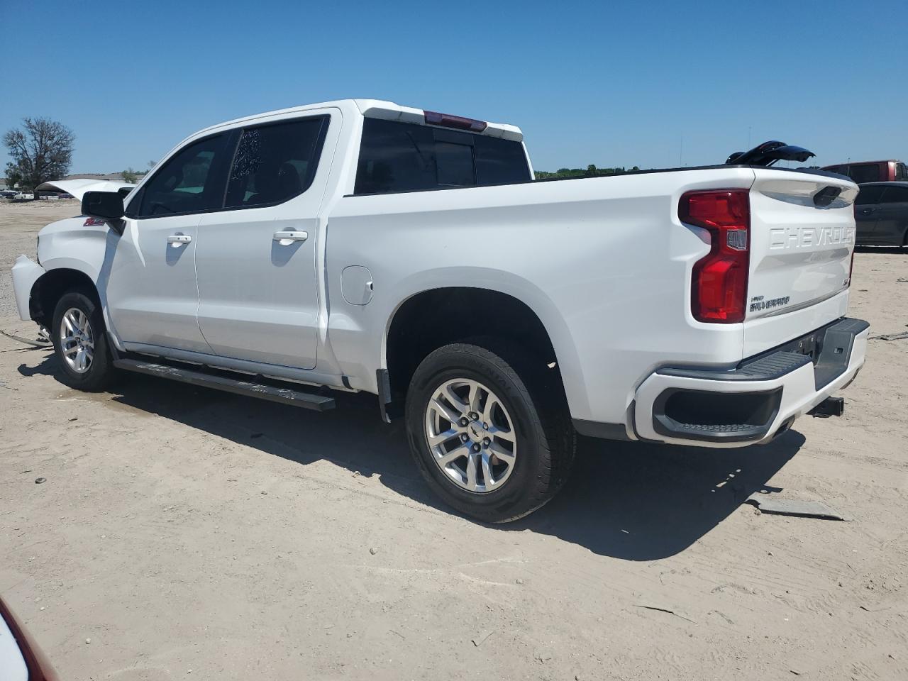 2019 CHEVROLET SILVERADO - Фото 2