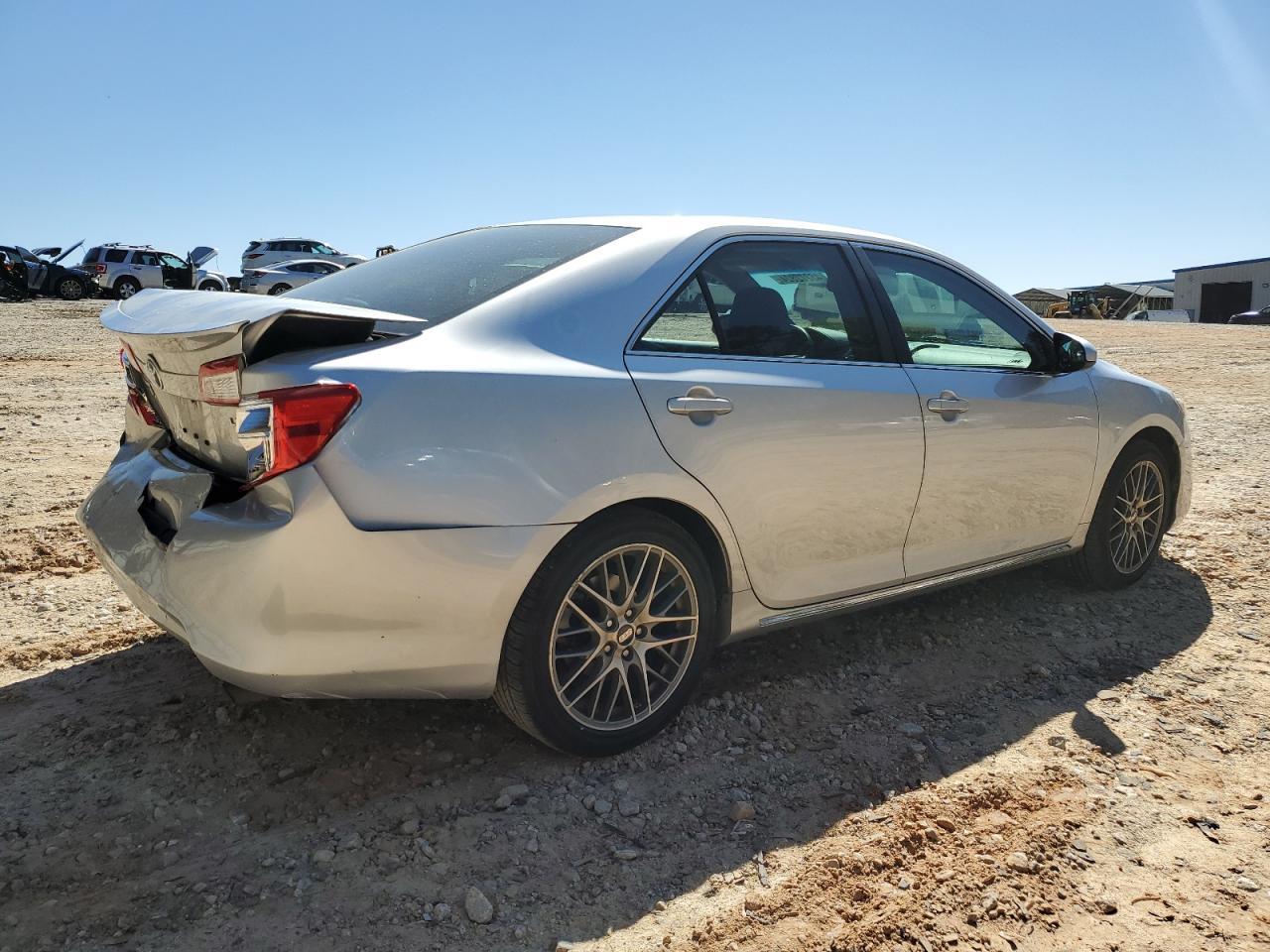 2012 TOYOTA CAMRY BASE - Фото 3