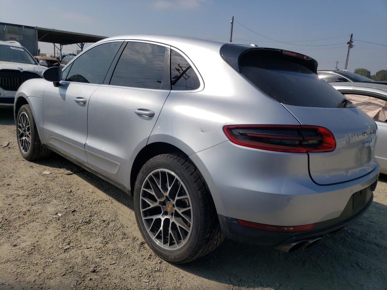 2015 PORSCHE MACAN S - Image 2