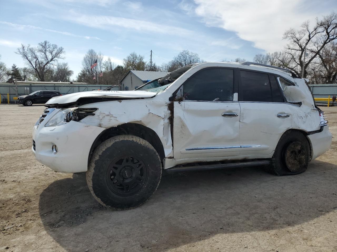 2011 LEXUS LX 570 car image