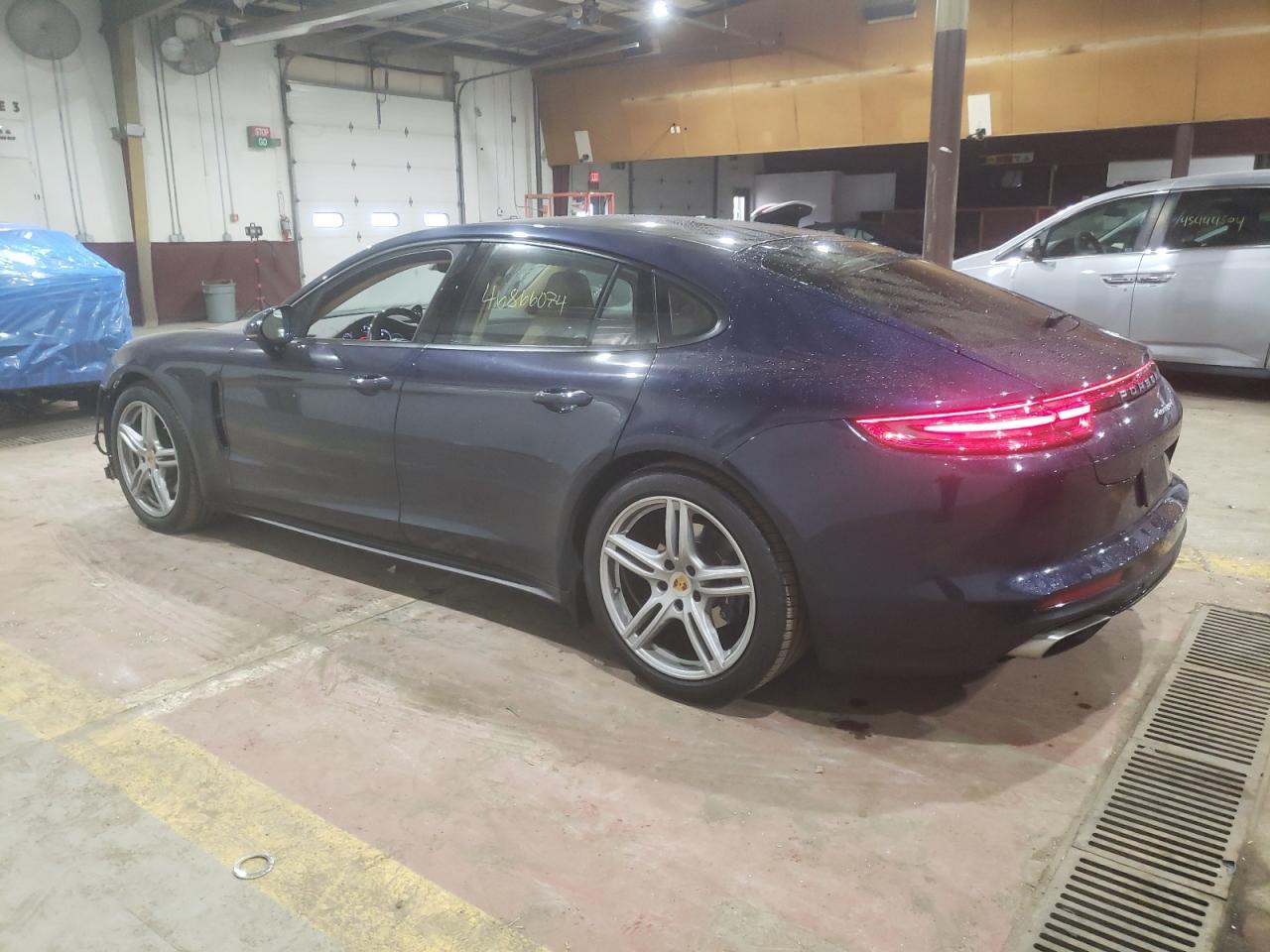 2018 PORSCHE PANAMERA 4 - Image 2