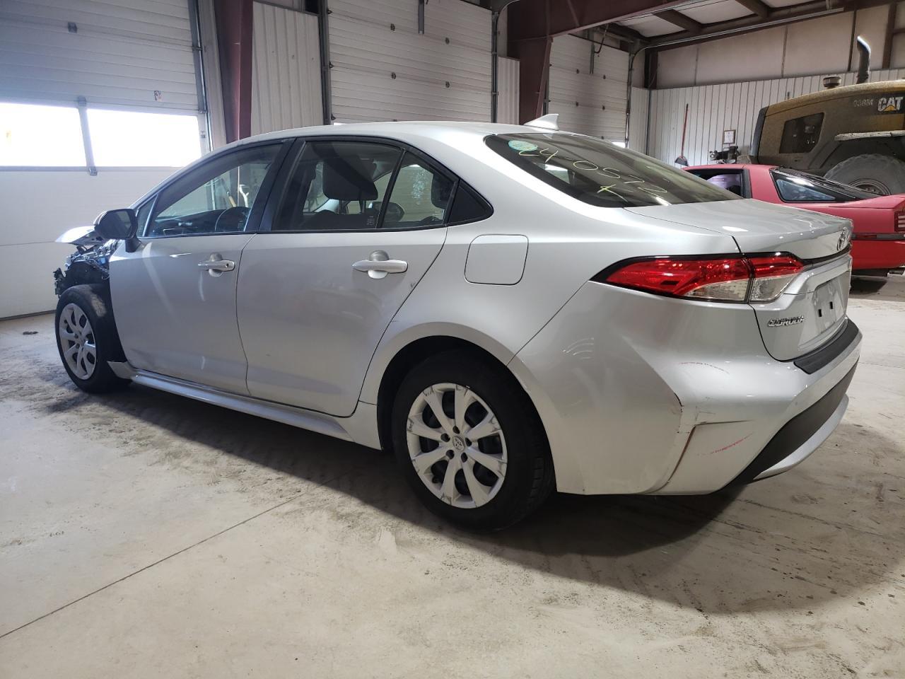 2022 TOYOTA COROLLA LE - Фото 2