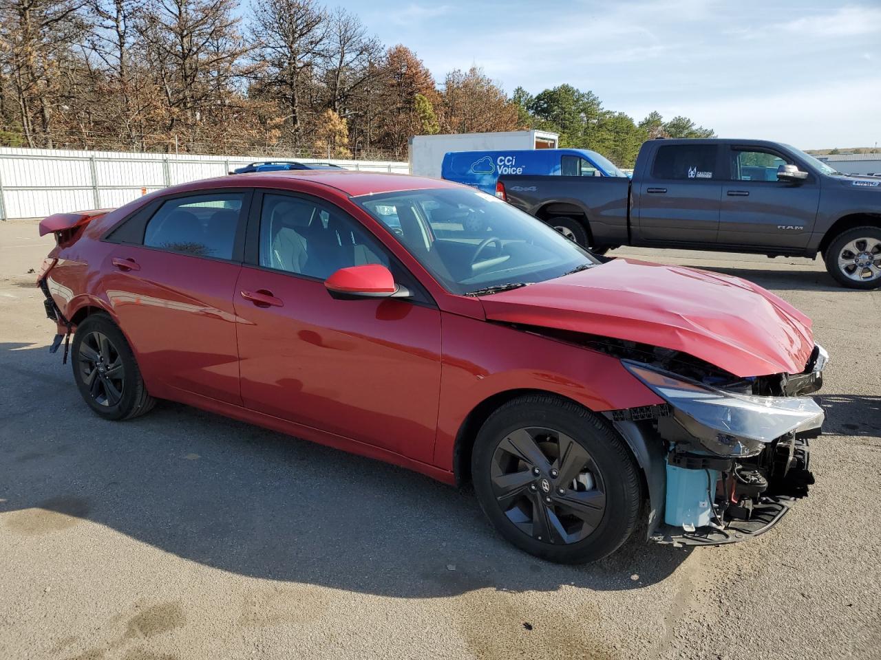 2023 HYUNDAI ELANTRA SE - Фото 4
