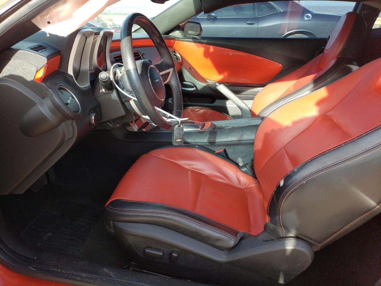 2011 CHEVROLET CAMARO LT - Image 7