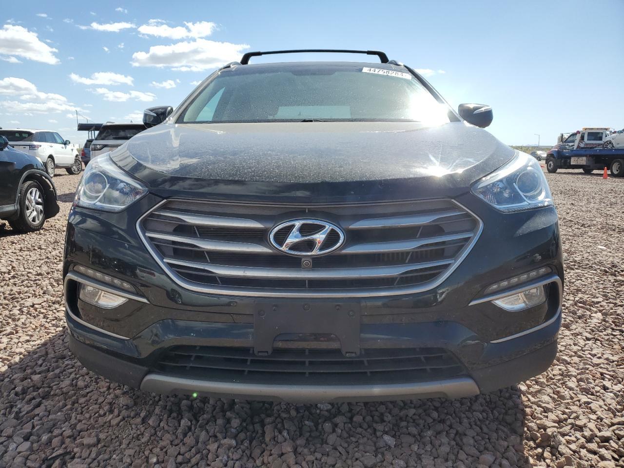 2017 HYUNDAI SANTA FE S - Image 5