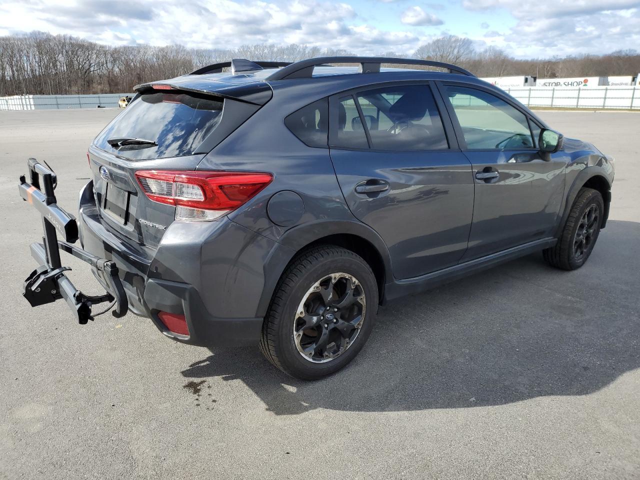 2021 SUBARU CROSSTREK - Фото 3
