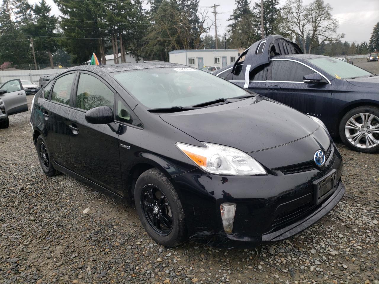 2015 TOYOTA PRIUS - Image 4