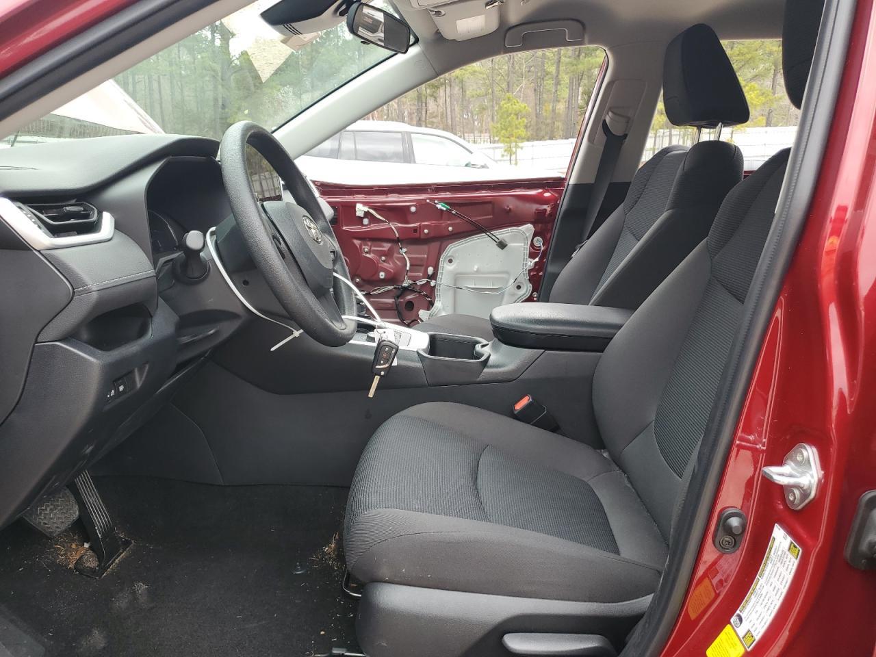 2023 TOYOTA RAV4 LE - Фото 7
