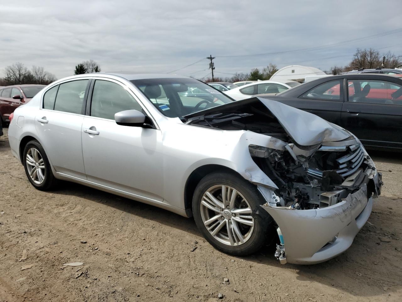 2012 INFINITI G37 - Image 4