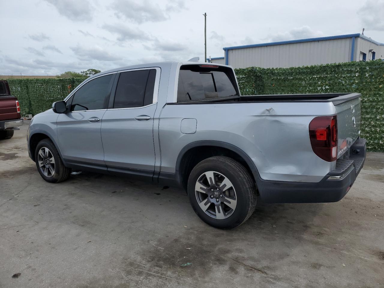 2019 HONDA RIDGELINE - Image 2
