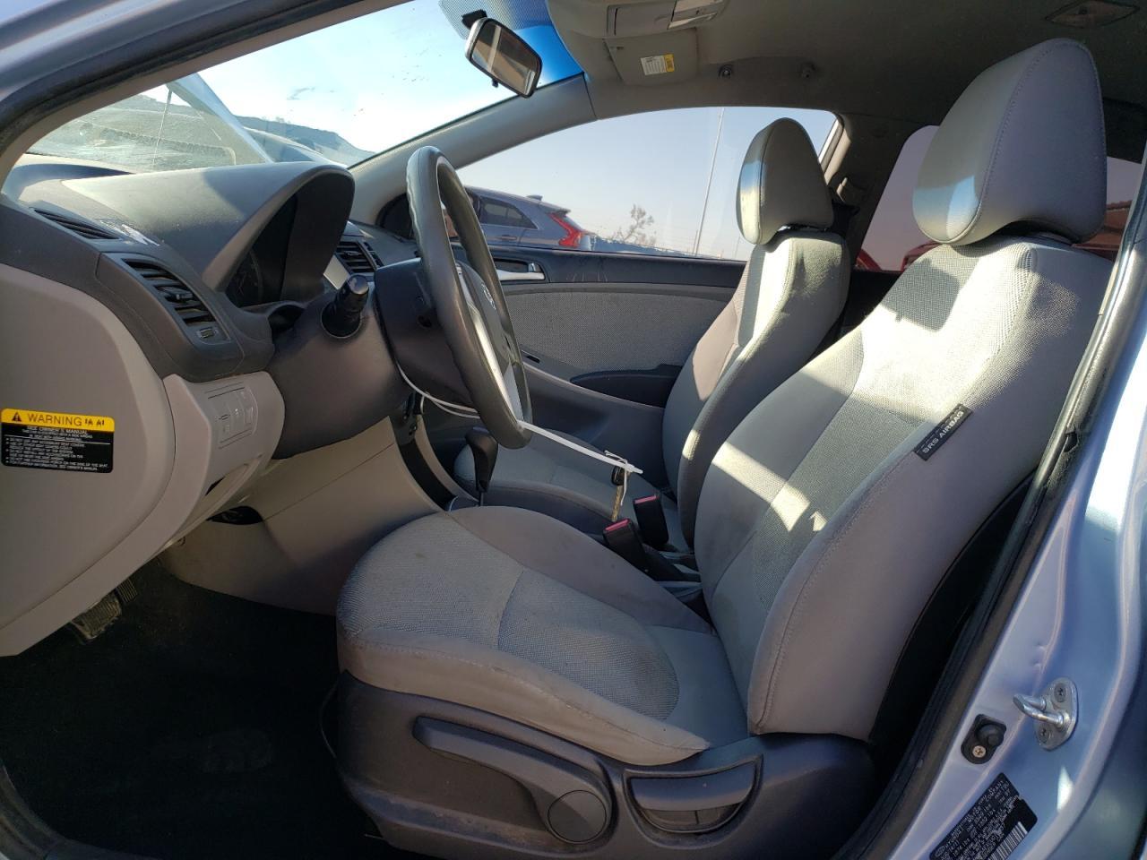2012 HYUNDAI ACCENT GLS - Фото 7