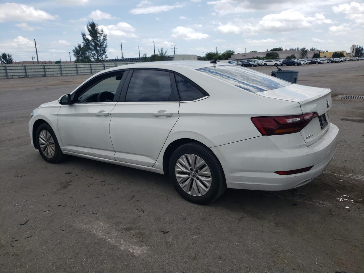 2019 VOLKSWAGEN JETTA S - Image 2