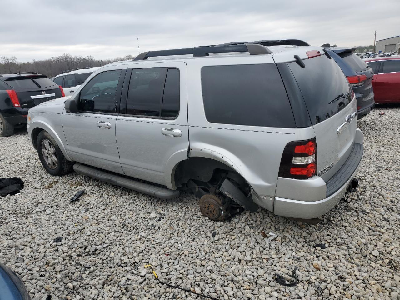2010 FORD EXPLORER X - Фото 2