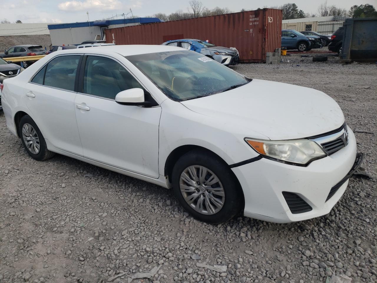 2013 TOYOTA CAMRY L - Image 4