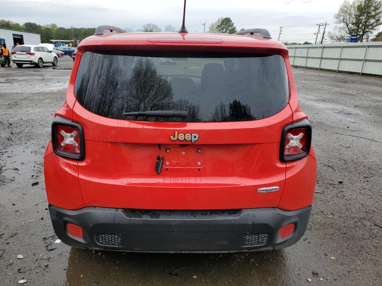 2017 JEEP RENEGADE L - Image 6