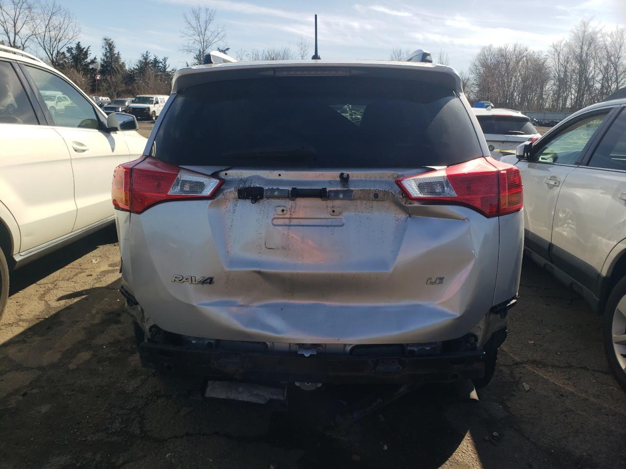 2014 TOYOTA RAV4 LE - Фото 6