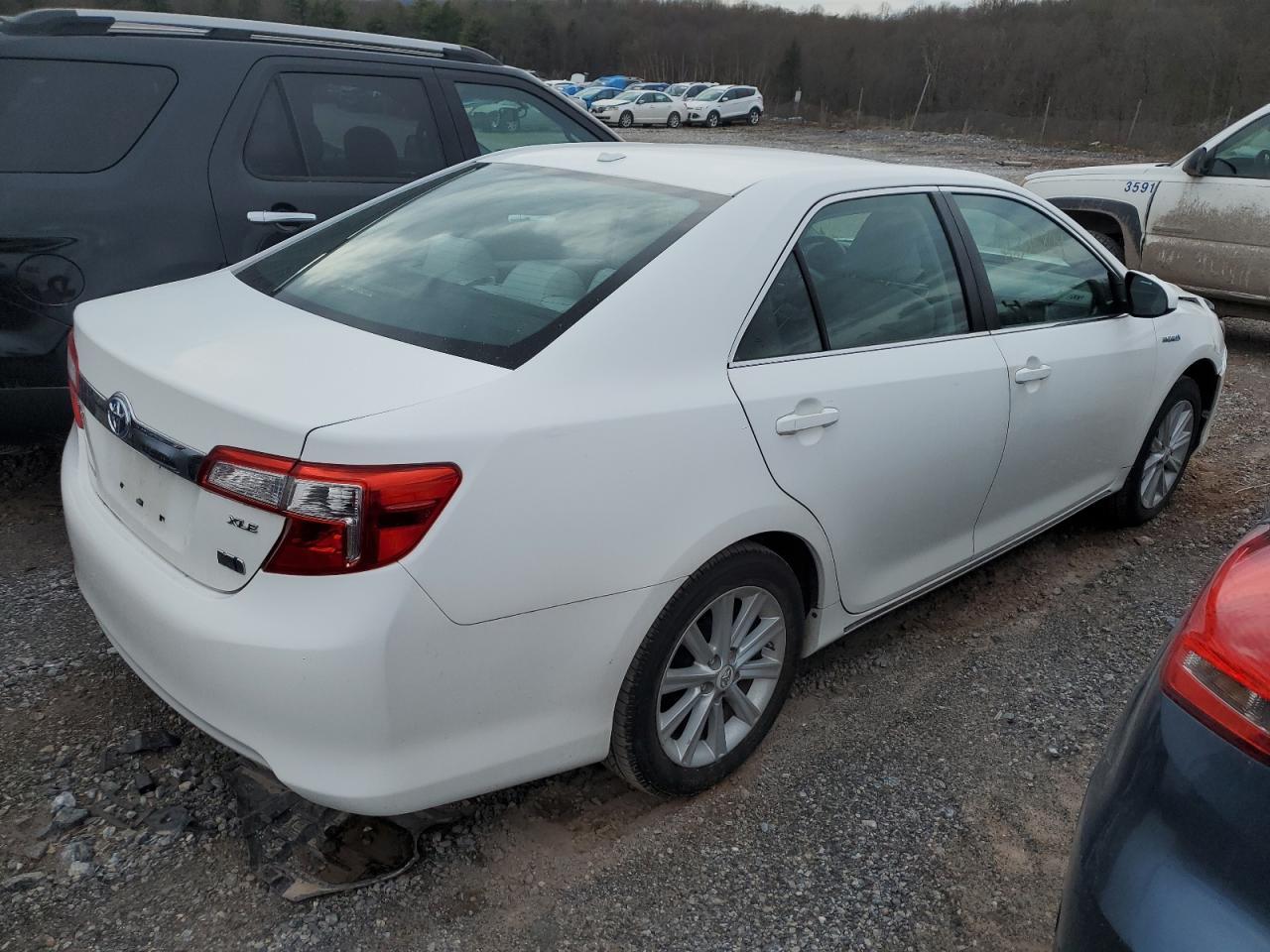 2012 TOYOTA CAMRY HYBR - Фото 3