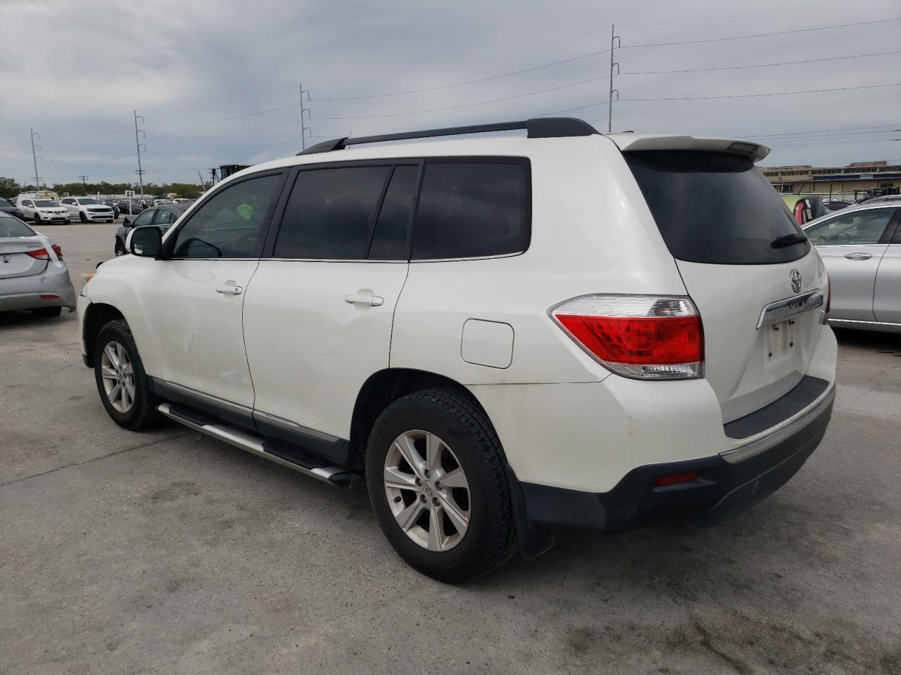 2011 TOYOTA HIGHLANDER - Фото 2