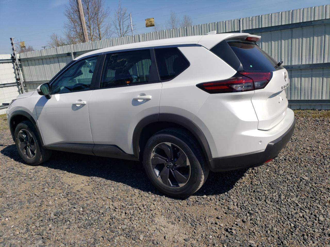 2024 NISSAN ROGUE SV - Image 2