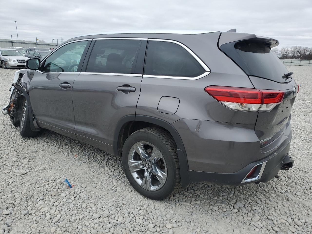 2018 TOYOTA HIGHLANDER - Image 2