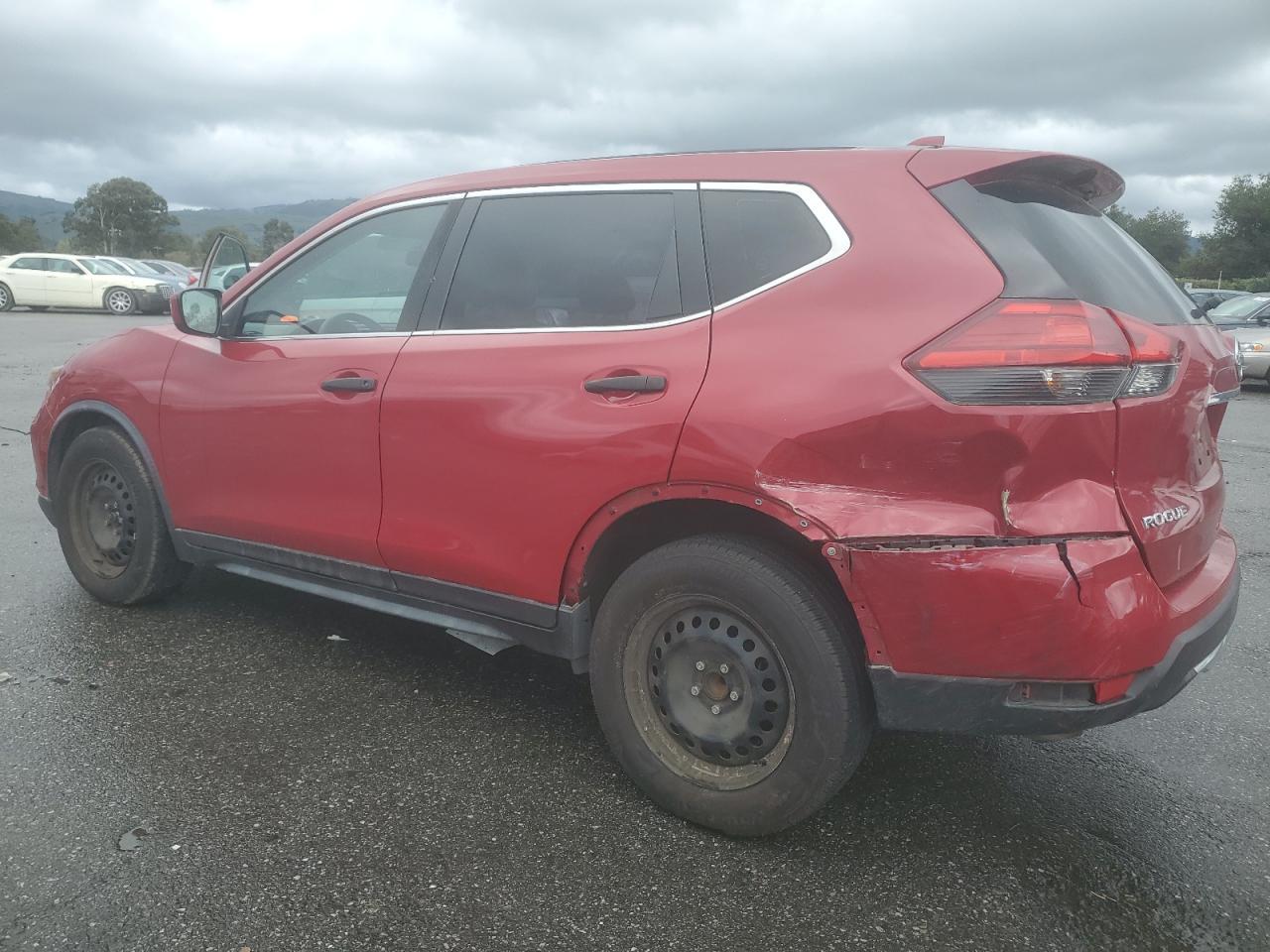 2017 NISSAN ROGUE S - Фото 2