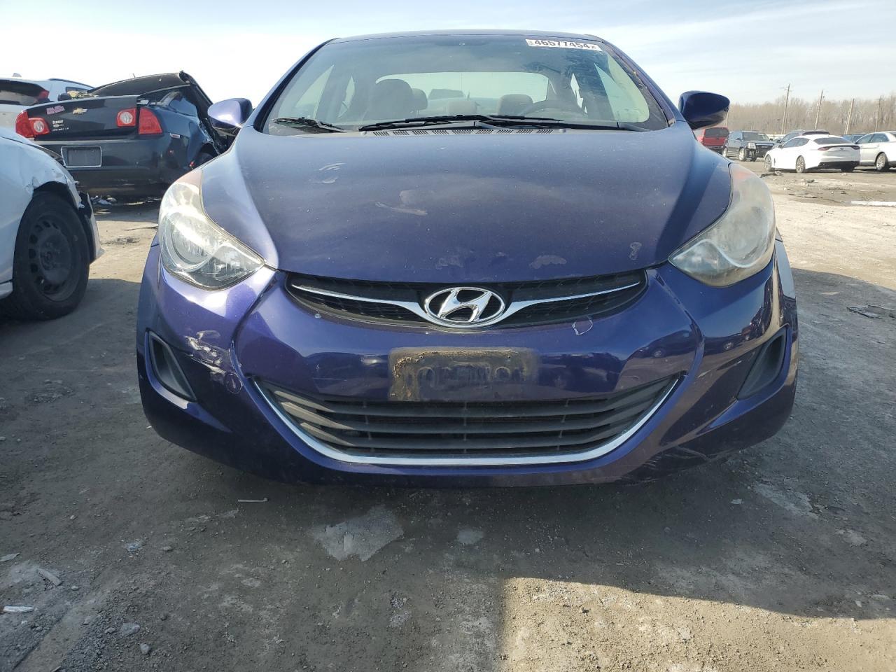 2013 HYUNDAI ELANTRA GL - Фото 5