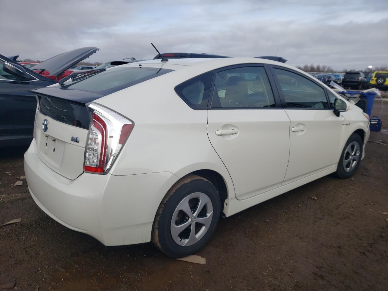 2013 TOYOTA PRIUS - Image 3
