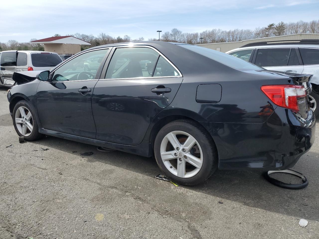 2012 TOYOTA CAMRY BASE - Фото 2